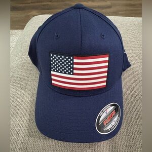 BRANDED BILLS OLD GLORY PVC FLEXFIT PERFORMANCE FITTED HAT NWT